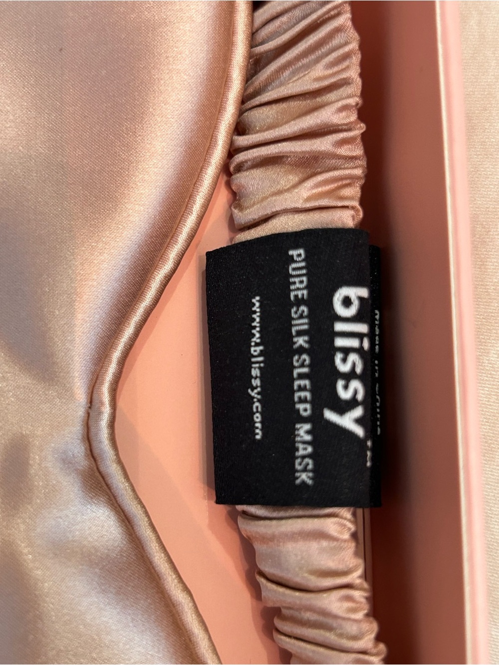 Bliss Pure Silk Standard Pillow Case and Sleep Mask in Rose Gold - Picture 4 of 9